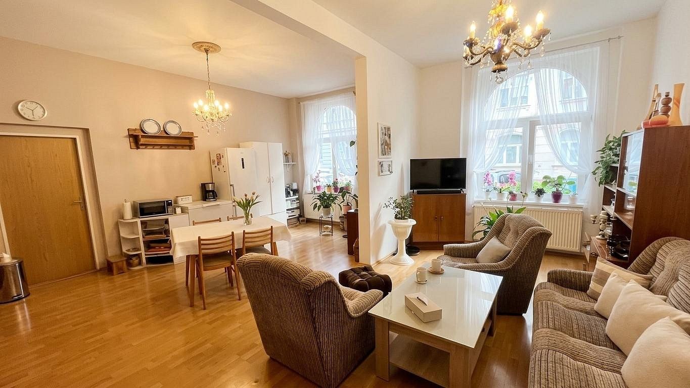 Ostatní, Karla Čapka, Teplice, 353 m² - 2
