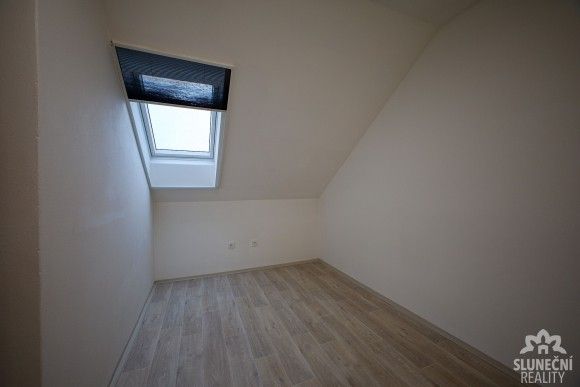 Pronájem byt - Uherský Ostroh, 687 24