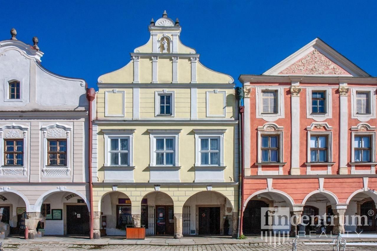 Prodej památky - náměstí Zachariáše z Hradce, Telč-Vnitřní Město, 800 m²