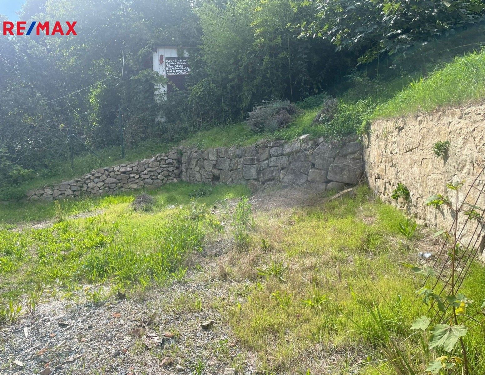 Prodej pozemek pro bydlení - Košíky, 1 m²