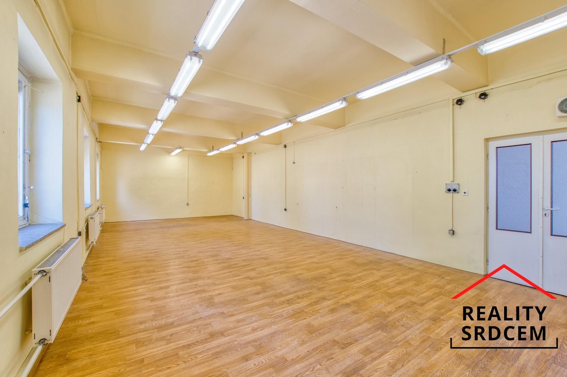Pronájem kancelář - Rybářská  , Opava Předměstí, 30 m² - 5