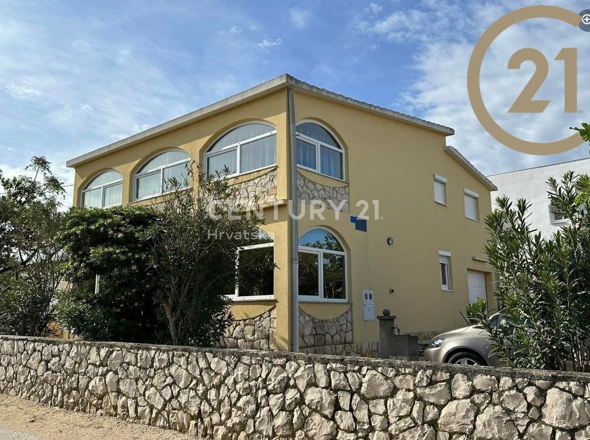 Prodej dům - Zahraničí, 987 66, 386 m²