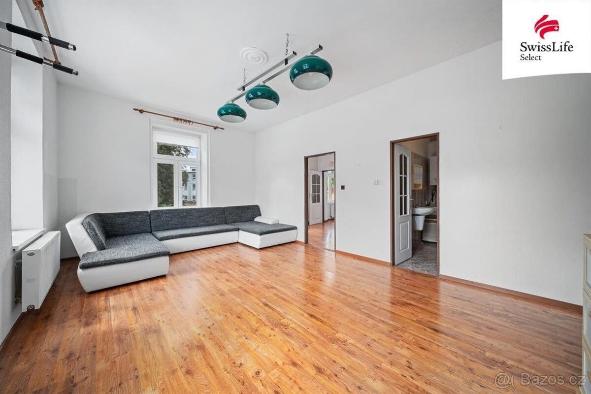 Byty, Hostinné, 543 71