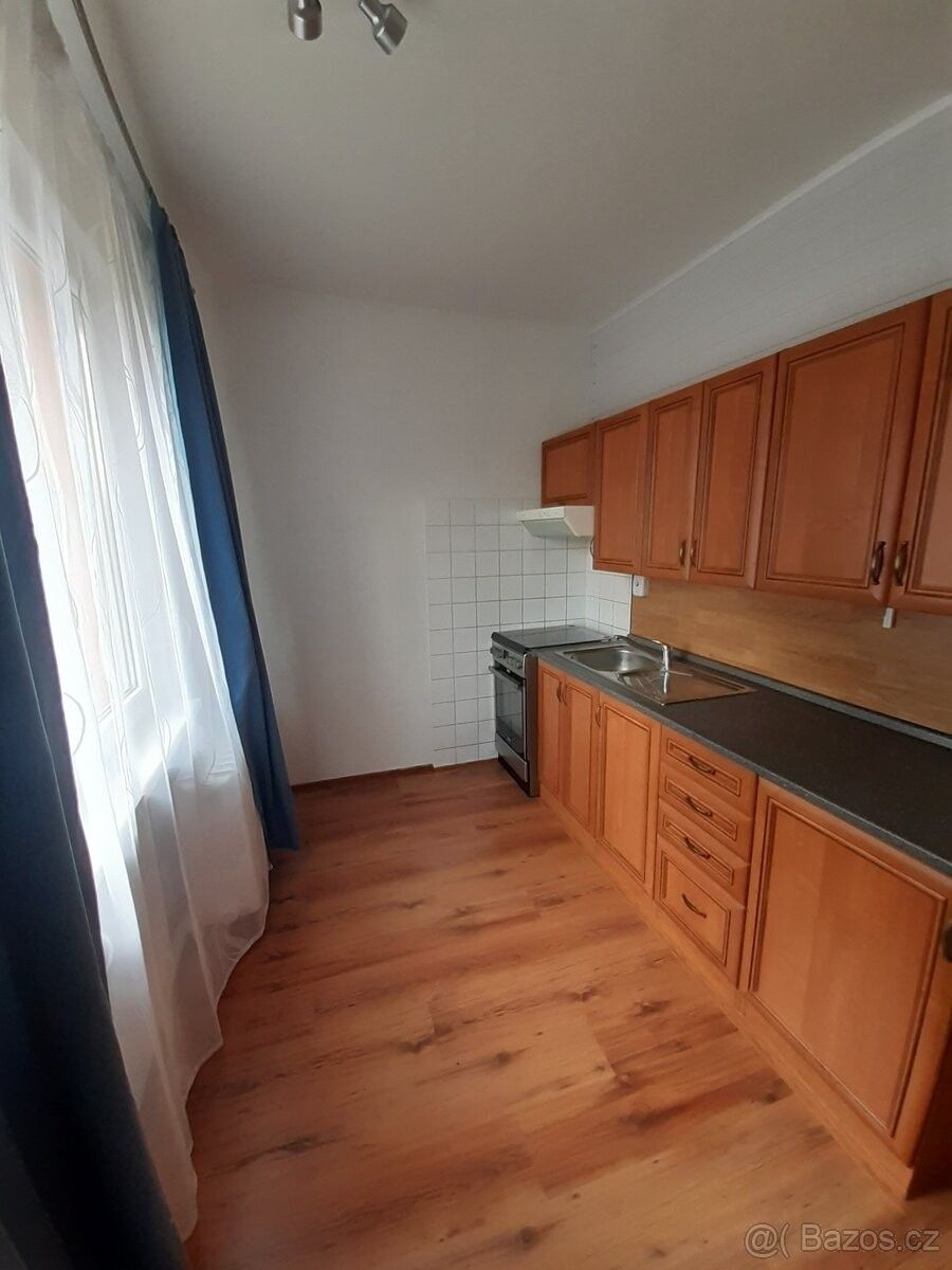 Byty, Nová Role, 362 25 - 1