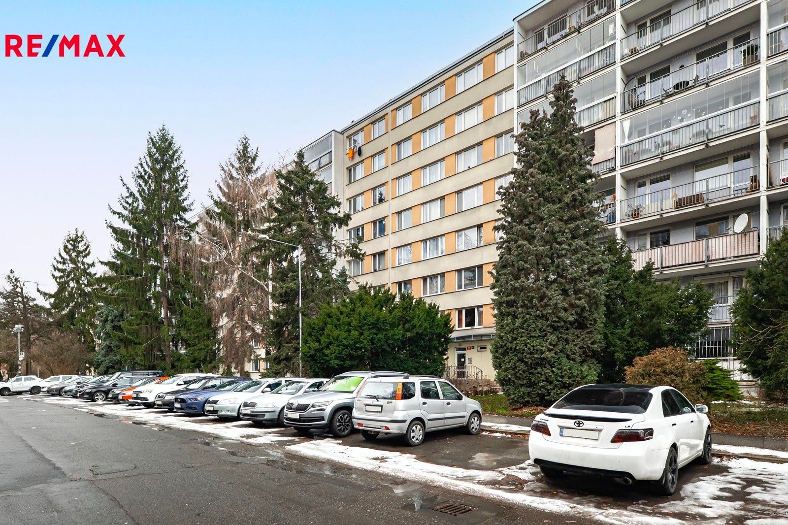 1+1, Varnsdorfská, Praha, 27 m²