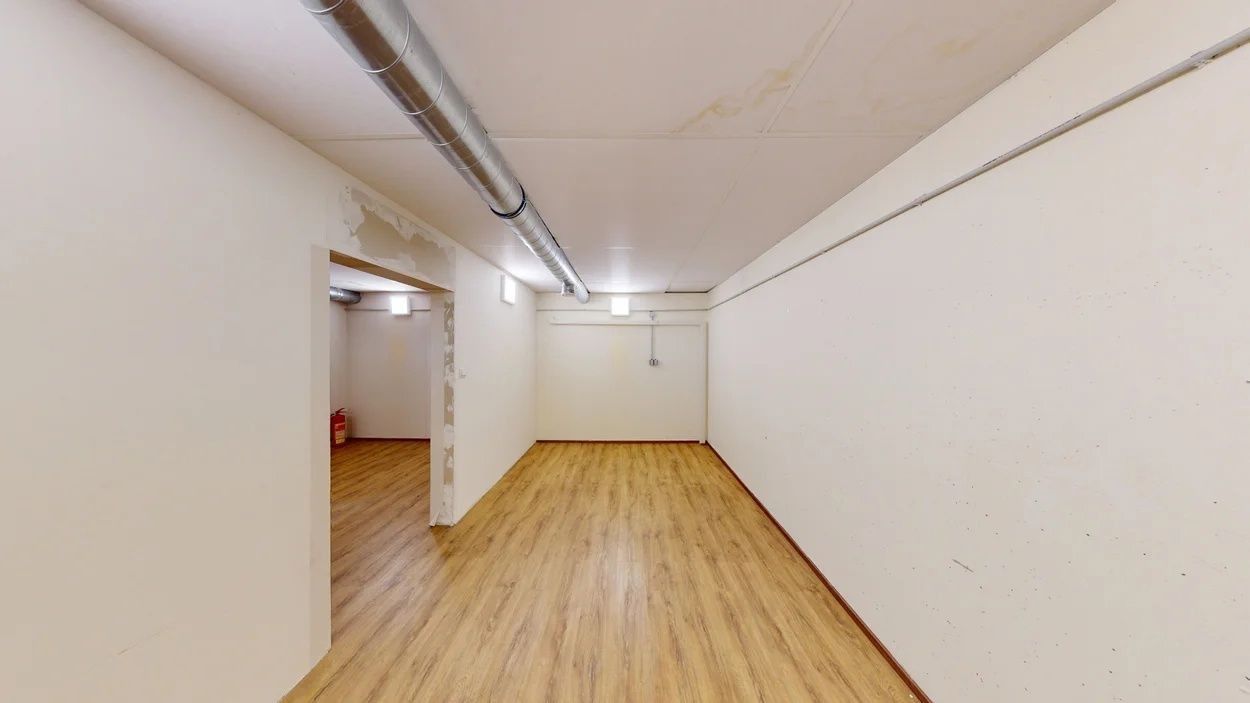 Sklady, Malešická, Praha, 40 m²