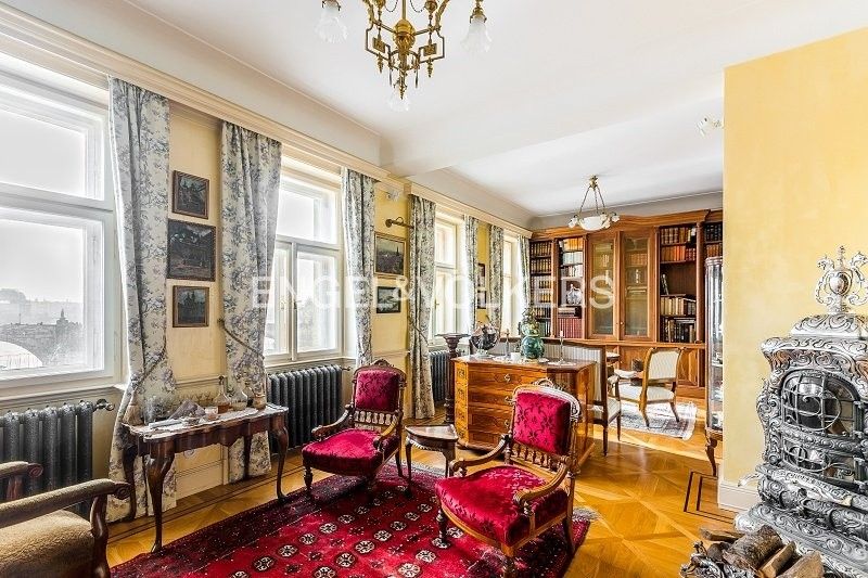 3+1, U lužického semináře, Praha, 110 m²