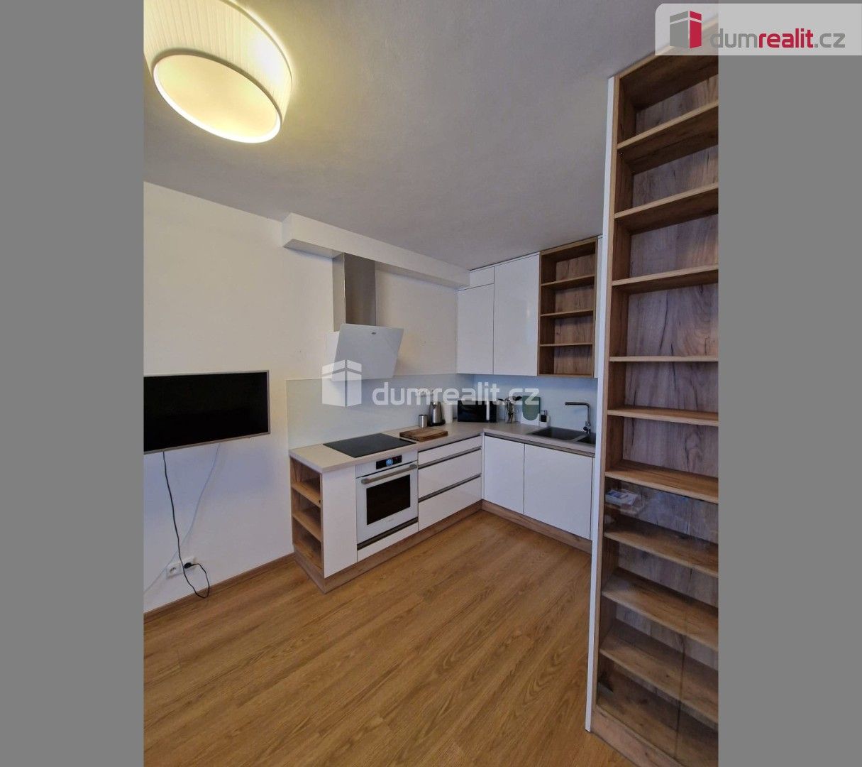 Pronájem byt 2+kk - U Hostavického potoka, Praha, 49 m²