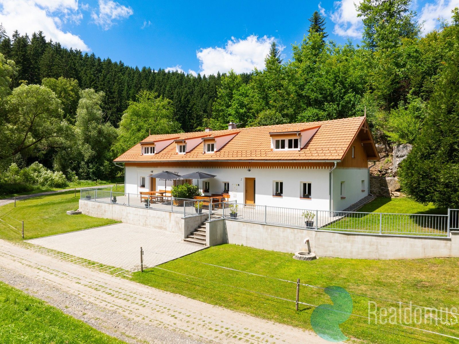 Ostatní, Rožmberk nad Vltavou, 302 m² - 1