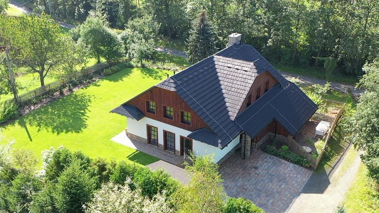 Chaty, Velké Karlovice, Zlínský kraj - 1