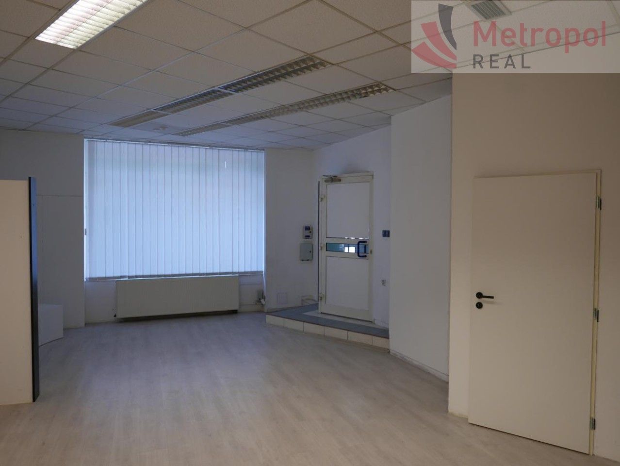 Obchodní prostory · 235 m² · Karlovy Vary Drahovice - 4