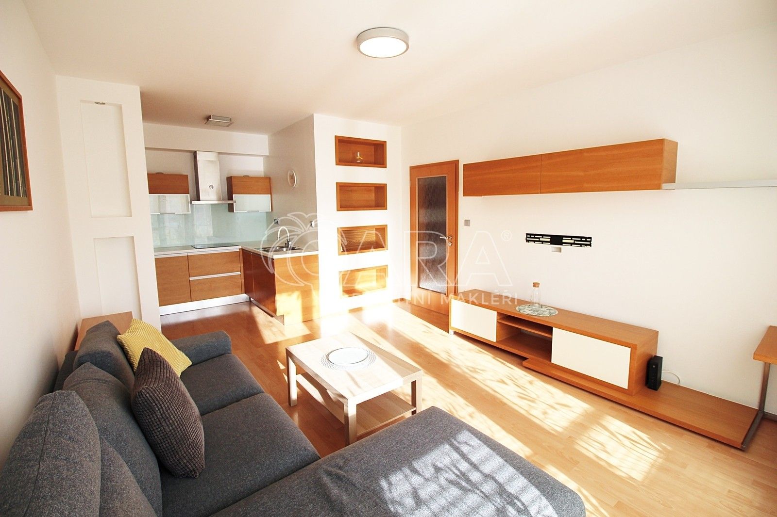 Pronájem byt 2+kk - Plzeňská, Praha, 49 m²