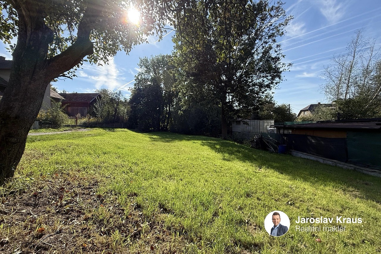 Pozemek pro bydlení, 690 m²