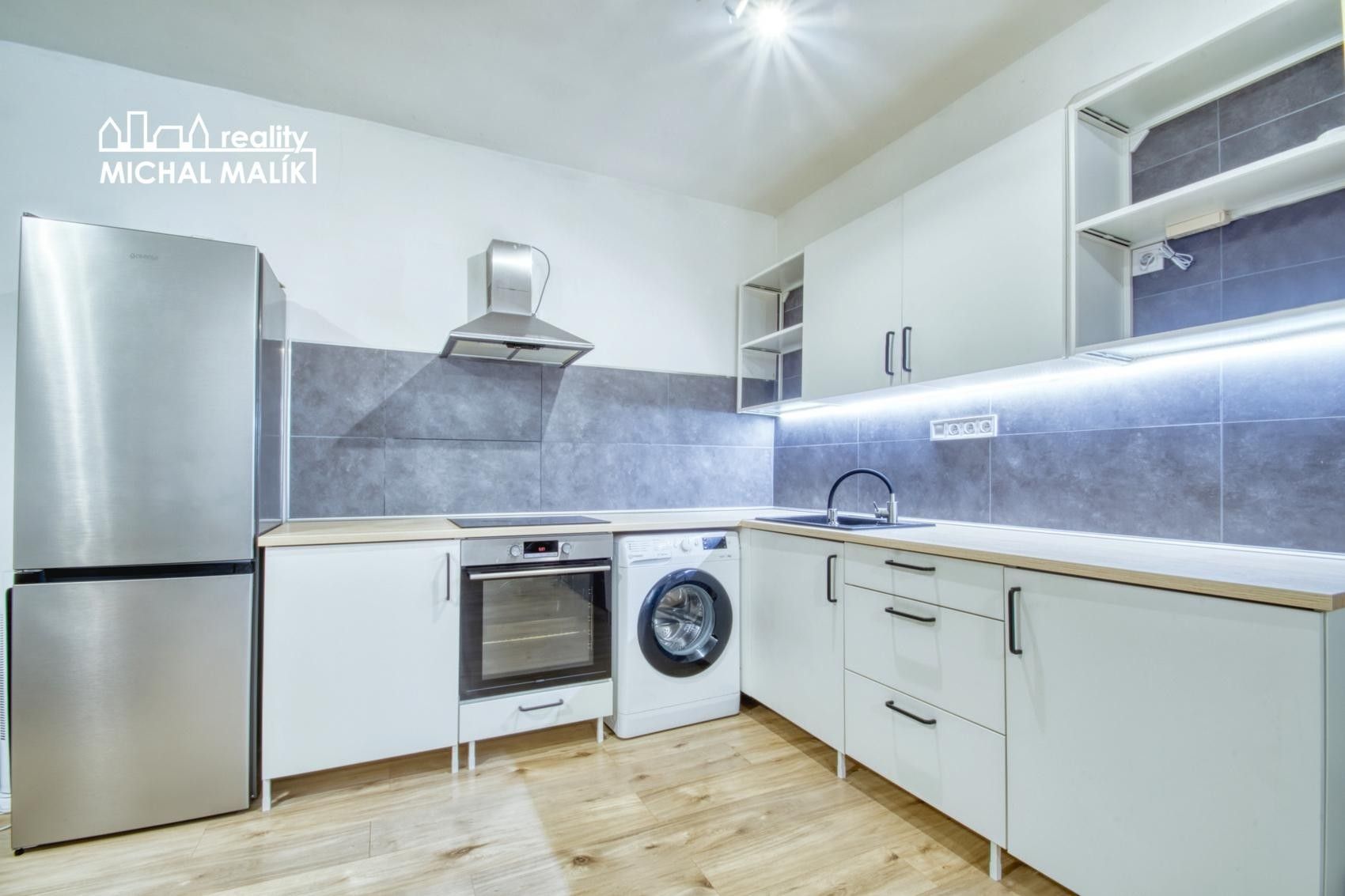 2+kk, Třída Československé armády, Hranice, 58 m²
