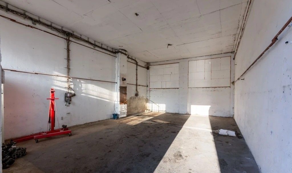 Garáže, Ostrava, 702 00