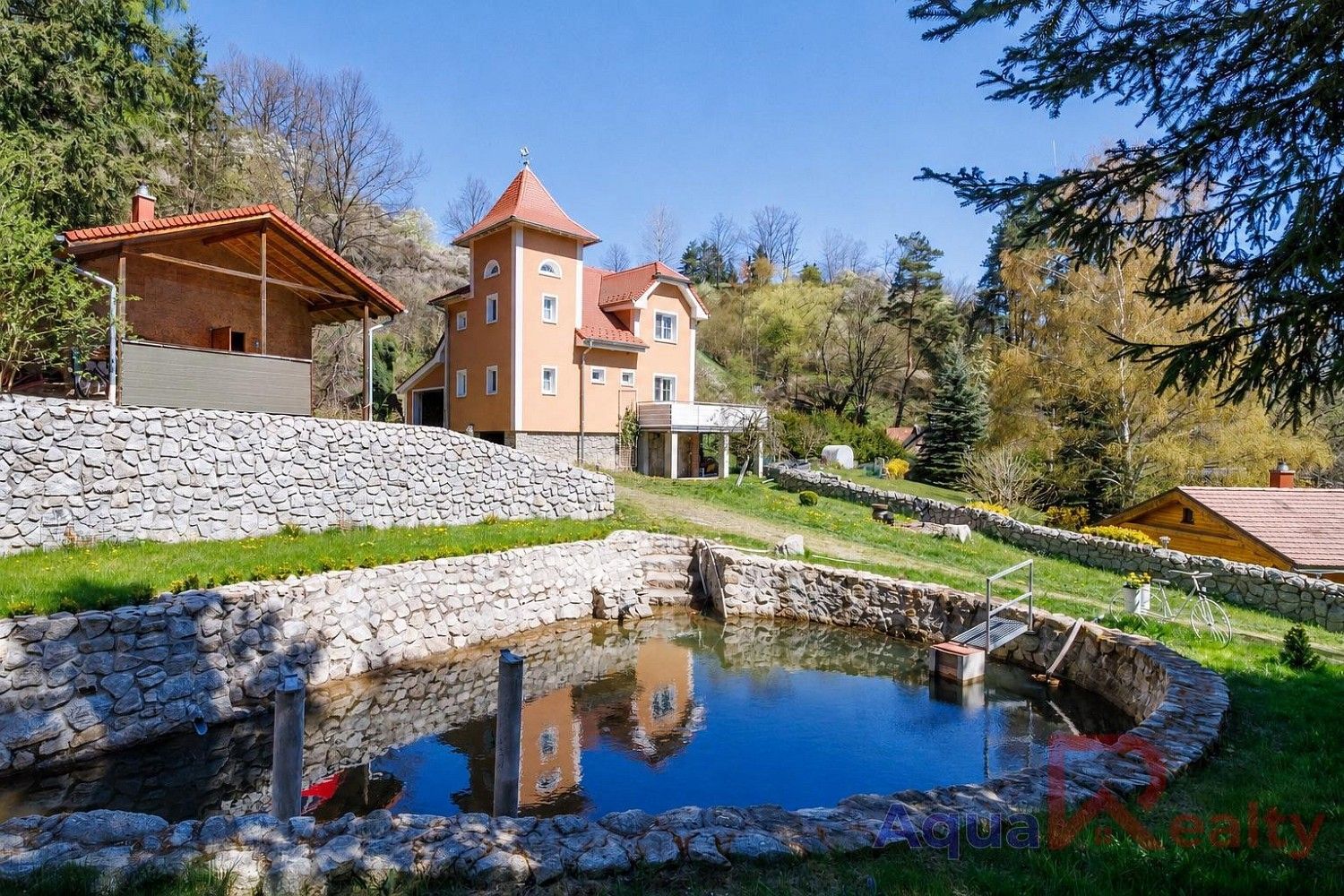 Ubytovací zařízení, Bečov nad Teplou, okres Karlovy Vary, Karlovarský kraj, 250 m² - 2