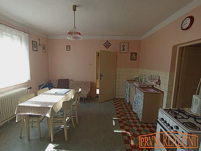 Prodej rodinný dům - Březová, okres Uherské Hradiště, 204 m² - 2