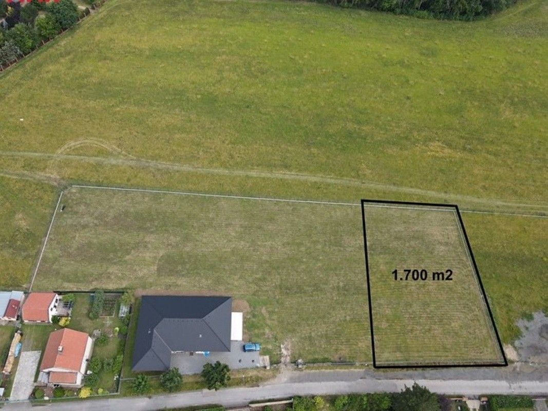 Pronájem pozemek pro bydlení - Praha, 143 00, 1 700 m²
