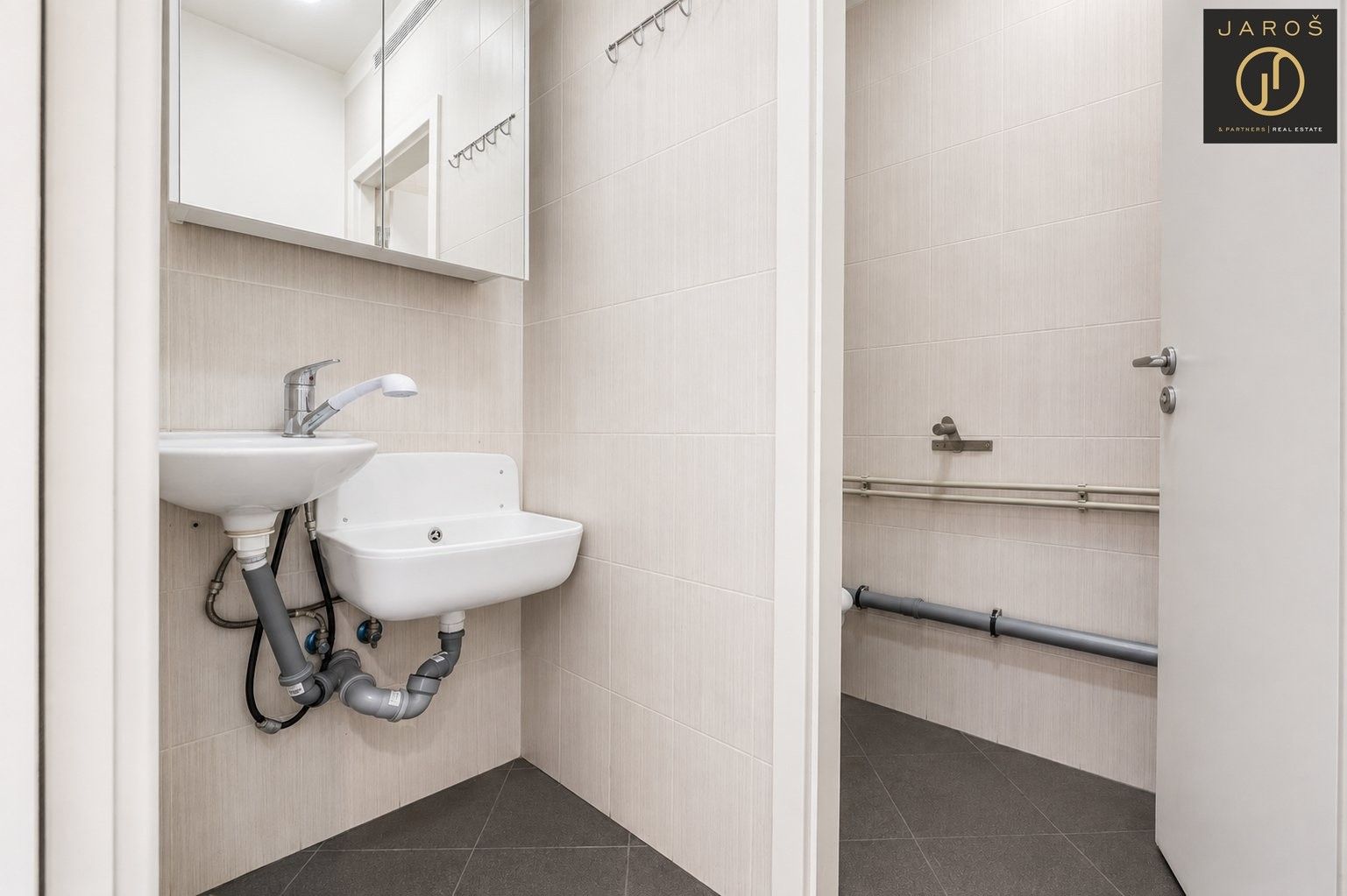 Pronájem kancelář - Rohanské nábřeží, Praha Karlín, 37 m² - 5