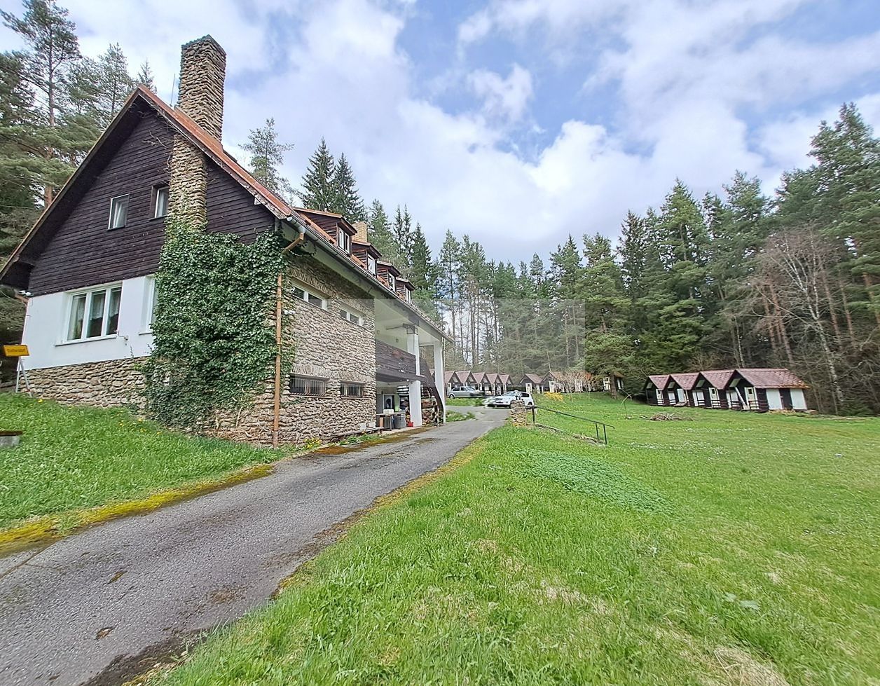 Prodej ubytovací zařízení - Blažejovice, Zbytiny, 453 m²