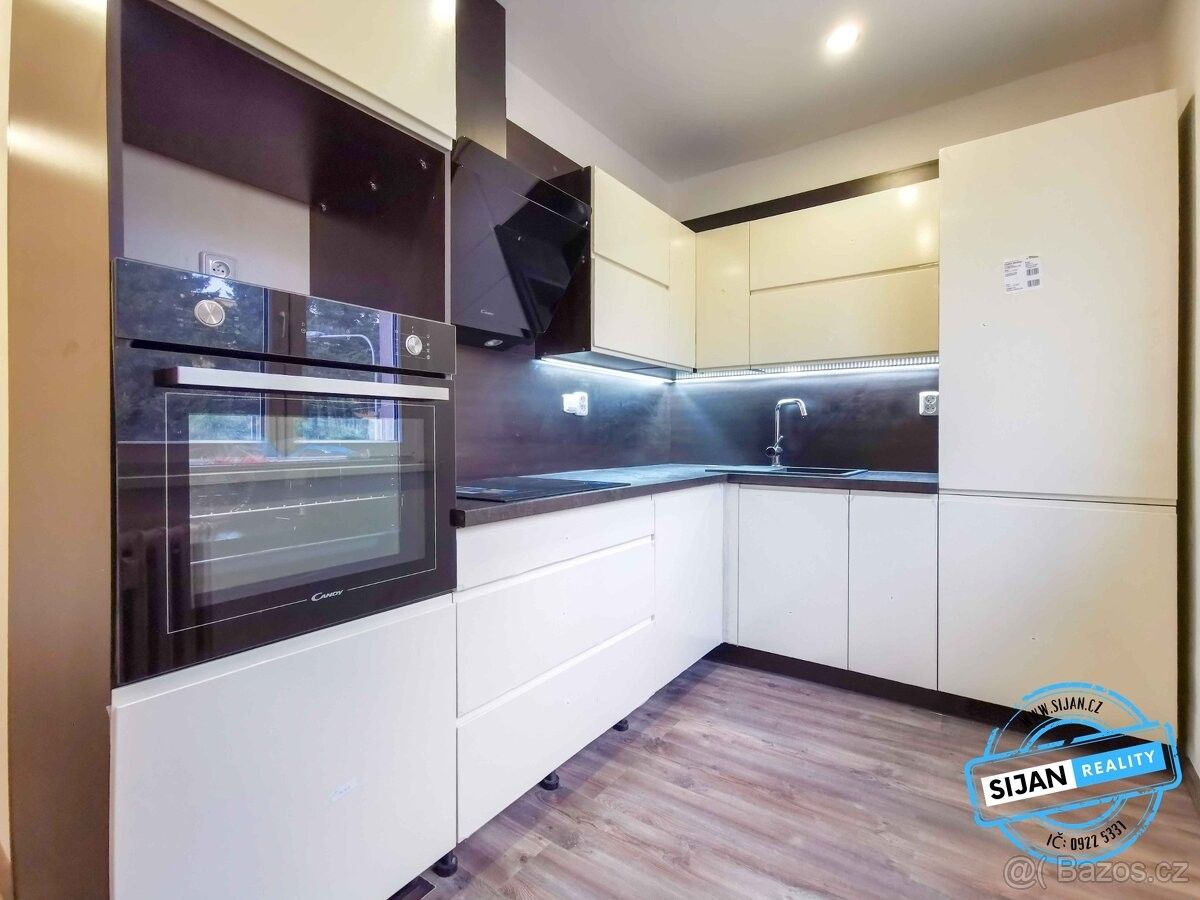 Byty, Ostrava, 700 30