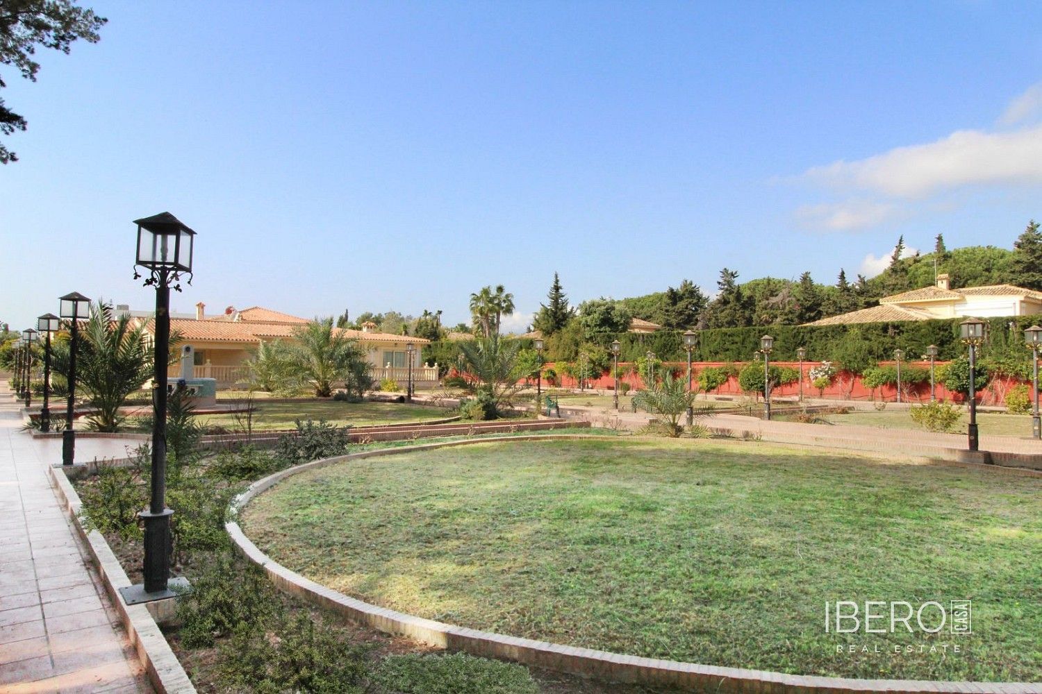 Rodinný dům, 900 m²