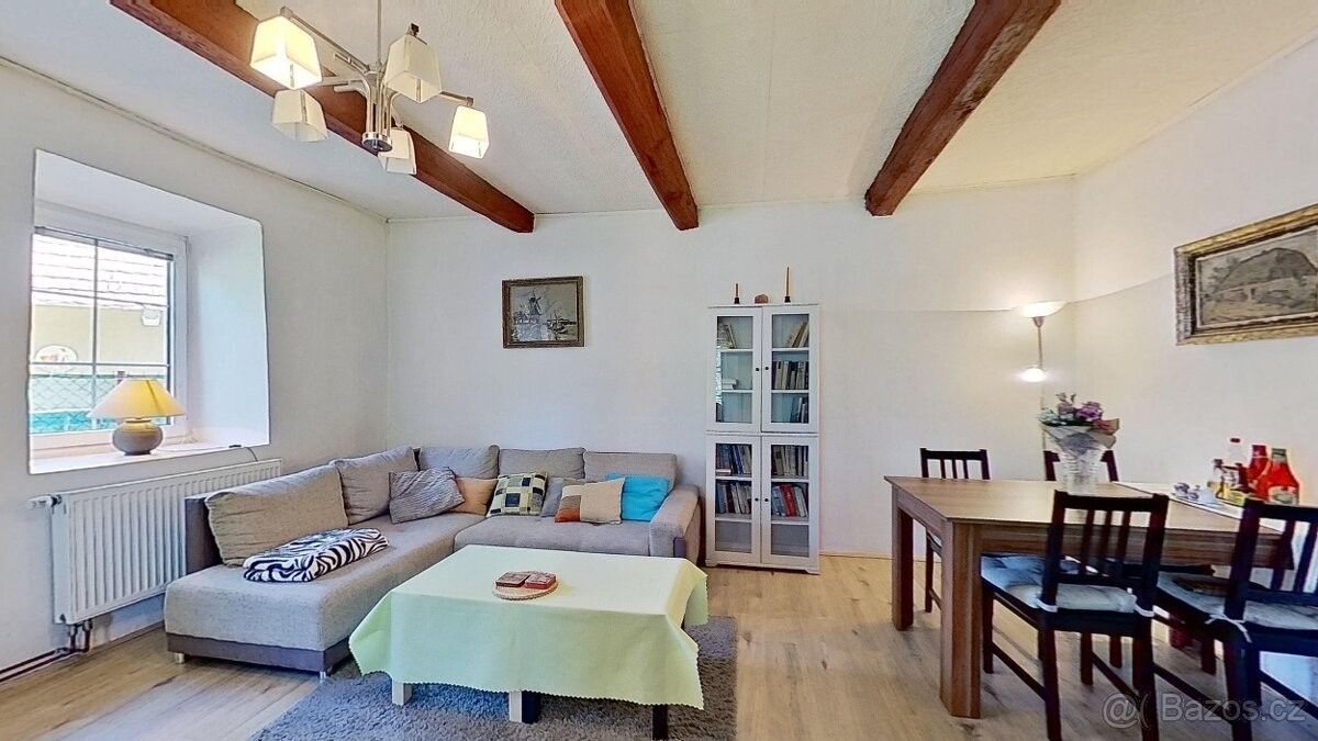 Prodej rodinný dům - Jirny, 250 90