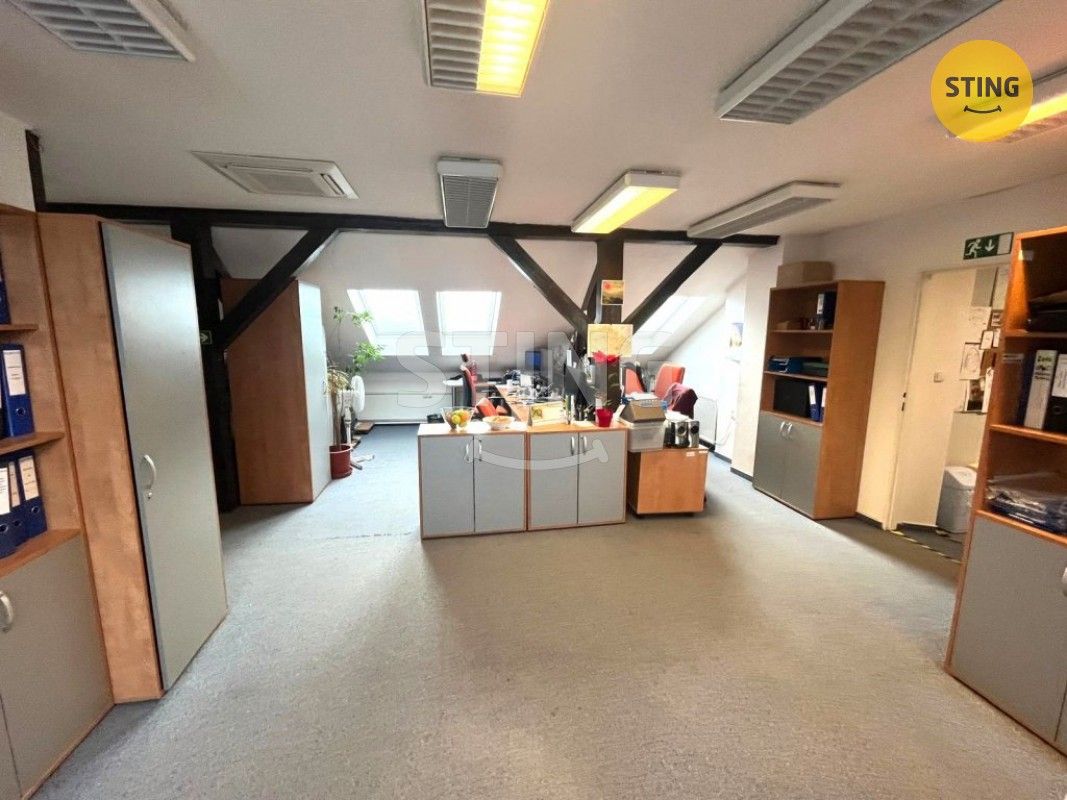Pronájem kancelář - Nemocniční, Ostrava, 280 m²