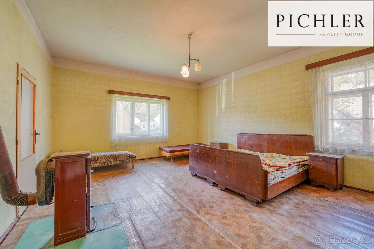 Rodinný dům · Úterý, 330 40 - 4