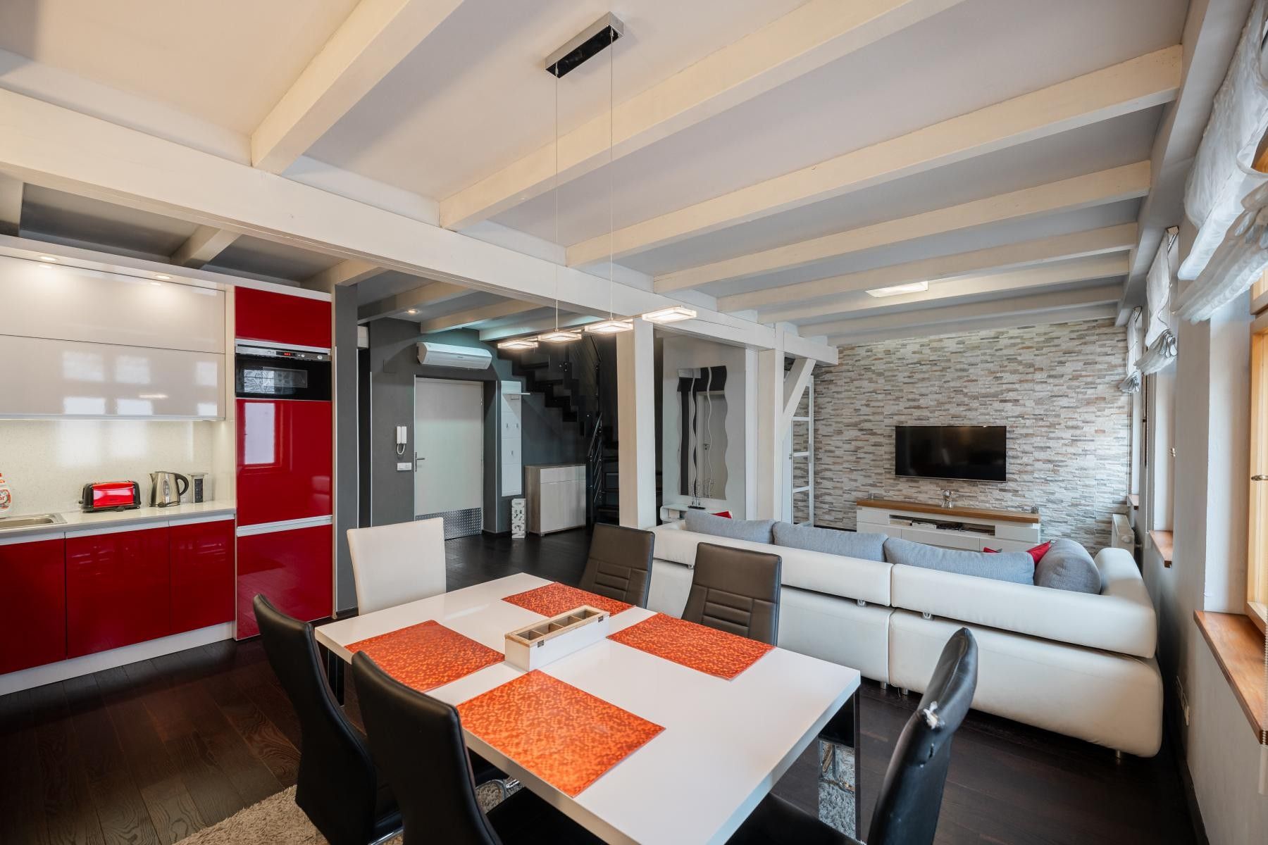 3+kk, Karlovo náměstí, Praha, 95 m²