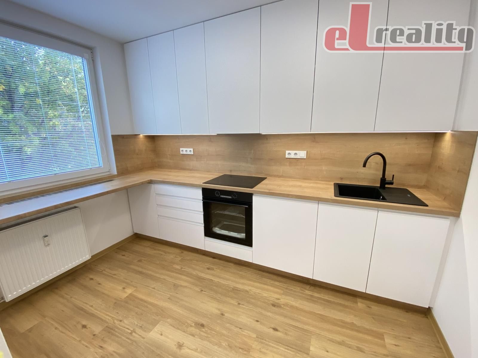 Pronájem byt 2+1 - Hromůvka, Hranice, 44 m² - 1