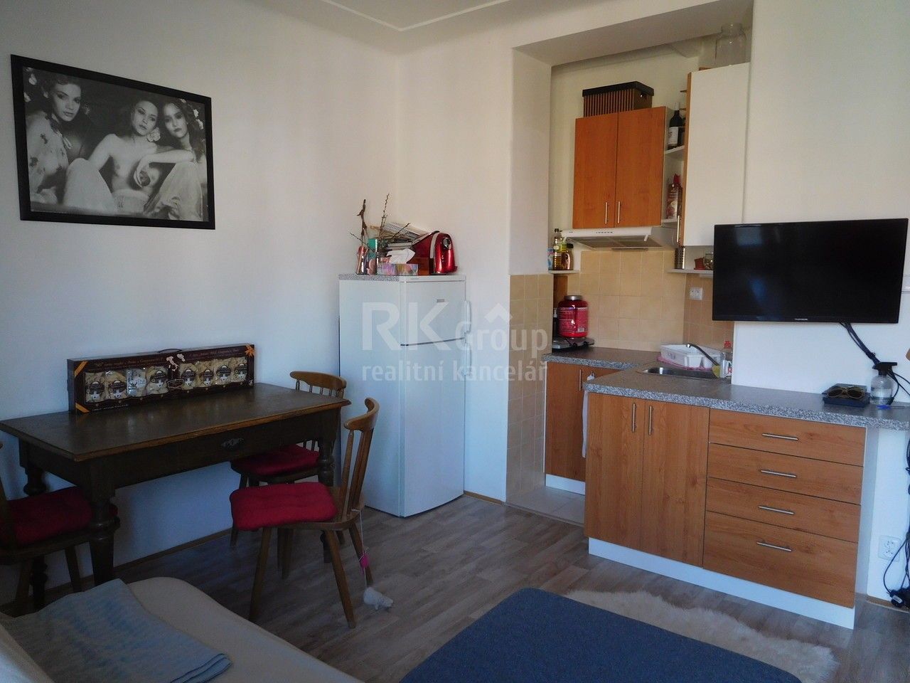1+kk, 28. pluku, Praha, 43 m² - 1