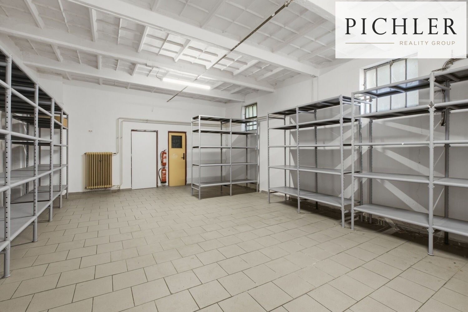 Prodej obchodní prostory - Oráčov, 922 m² - 5