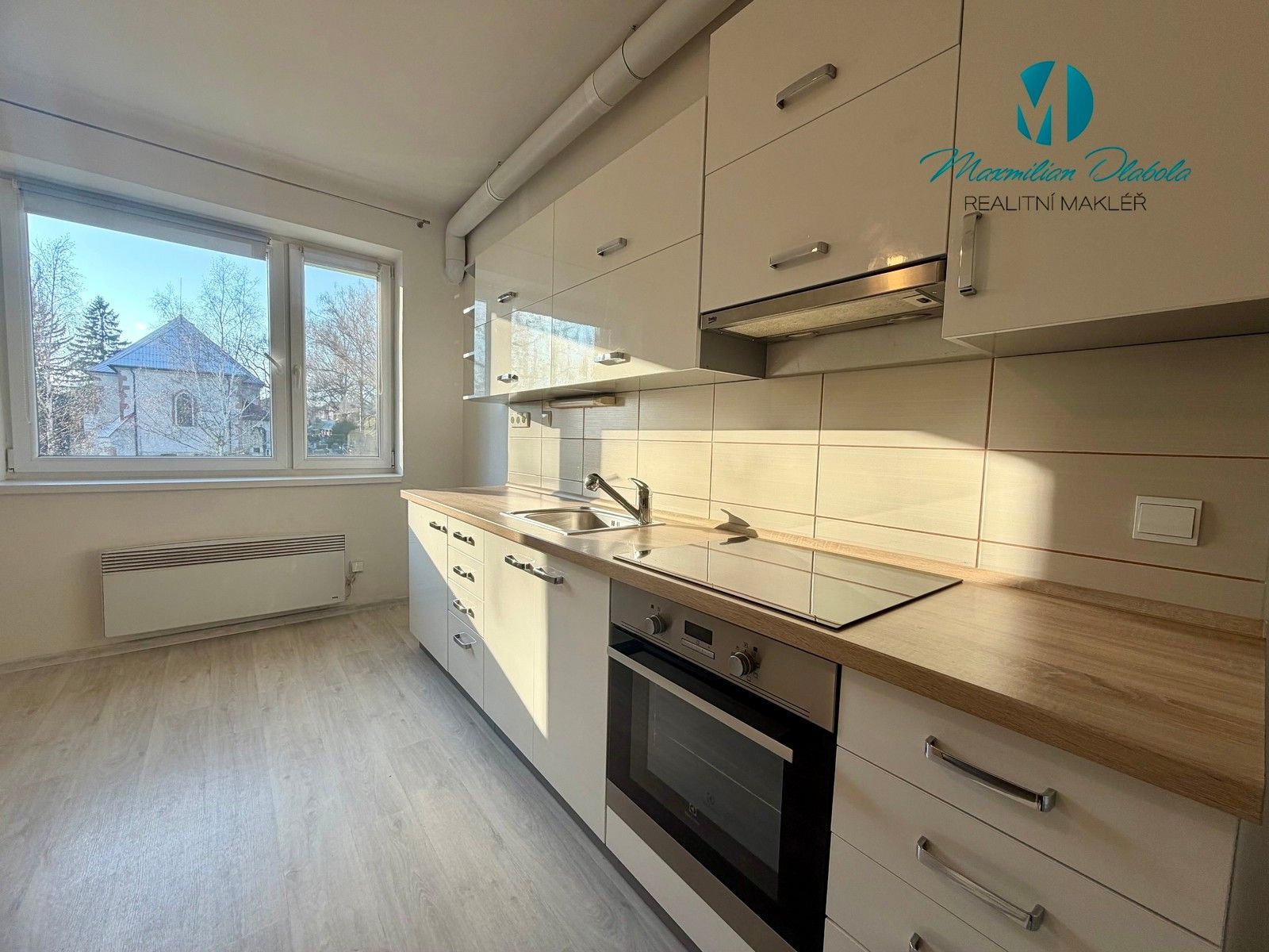 Pronájem byt 2+kk - Bratří Čapků, Nové Město nad Metují, 40 m²