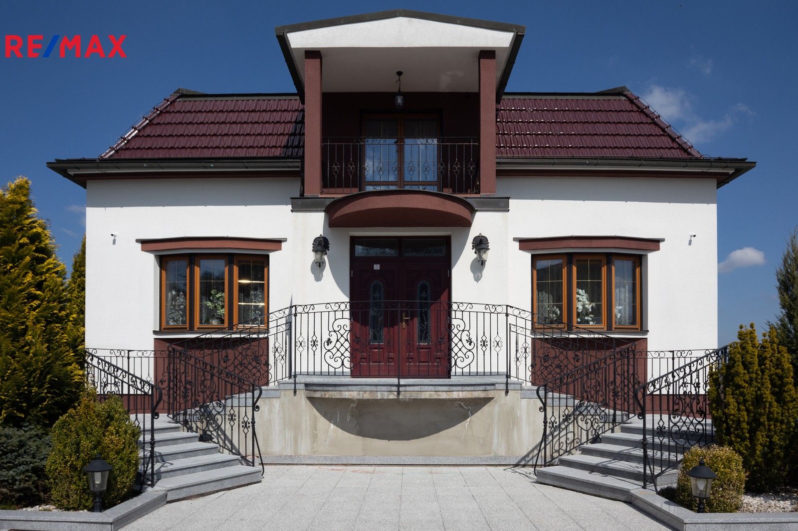 Prodej rodinný dům - K Rohu, Jenišov, 435 m²