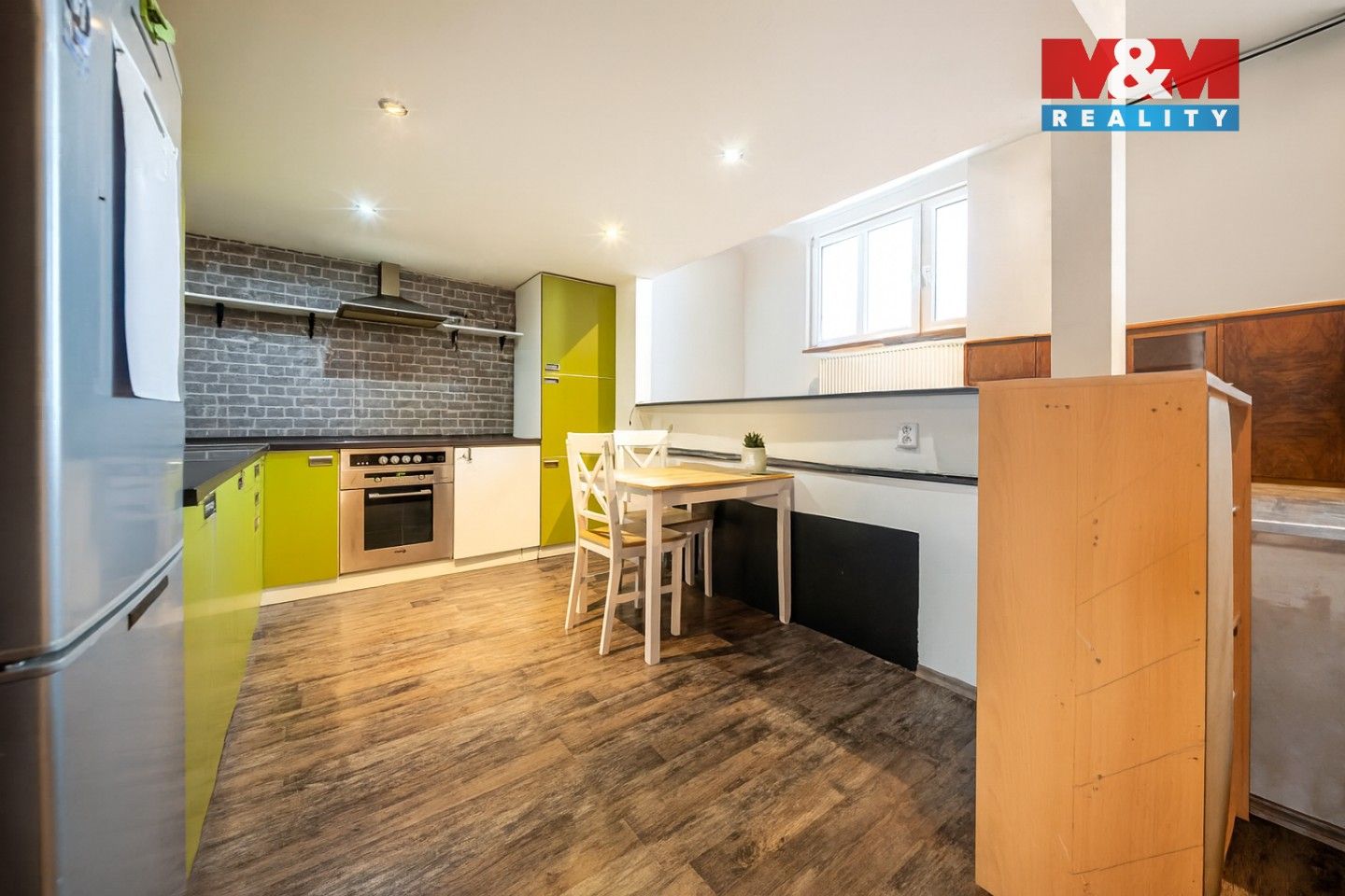 Prodej rodinný dům - Prostřední, Hostivice, 203 m²