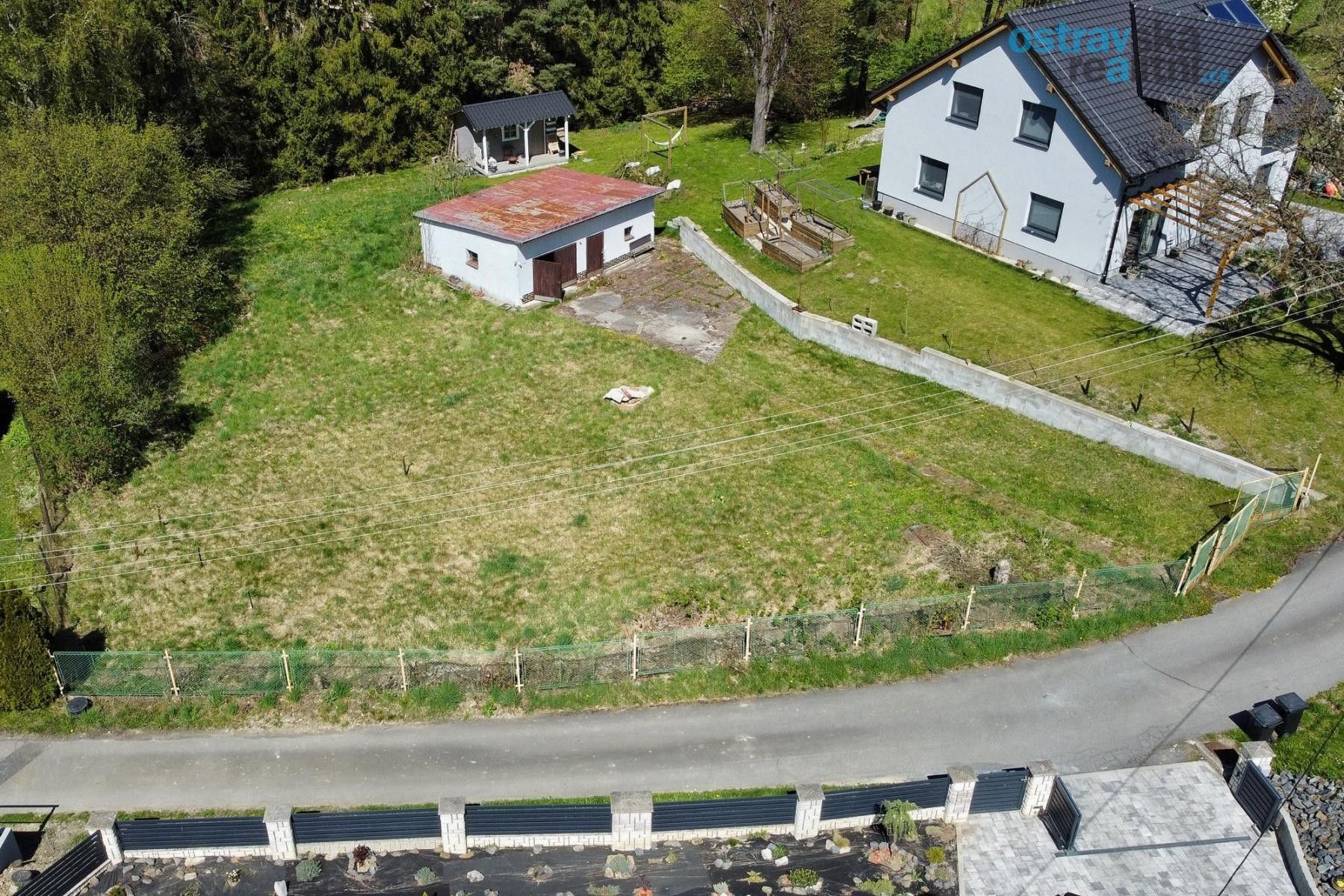 Pozemky pro bydlení, Staříč, 1 298 m² - 1