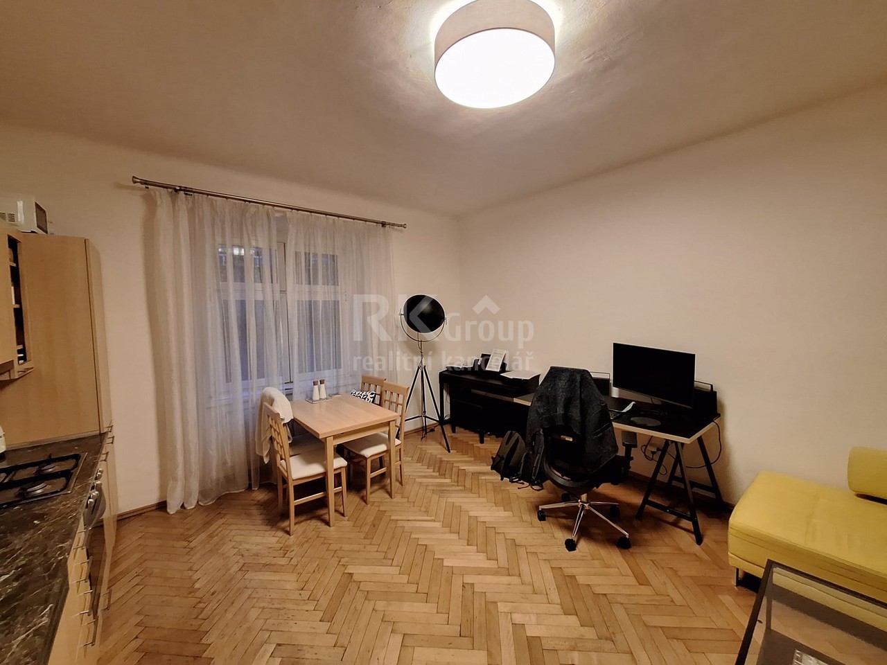 Byt 2+kk · 63 m² · Ostrovského, Praha - 3