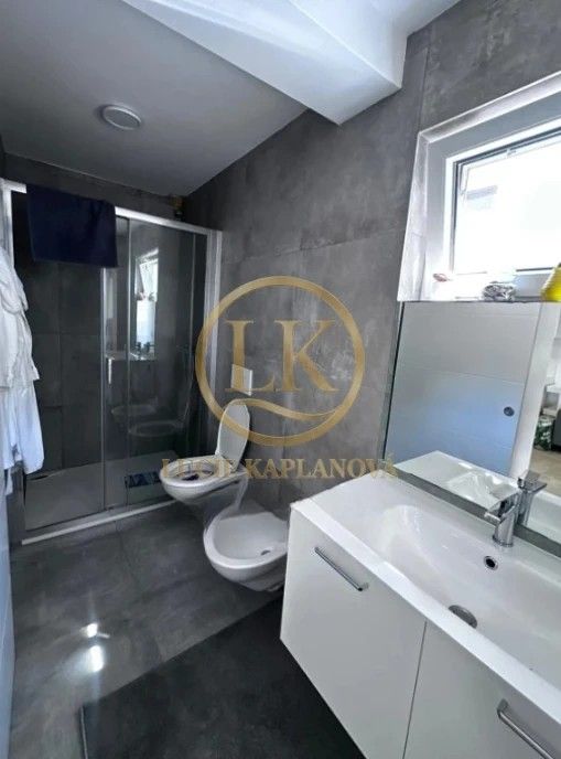 Rodinný dům · 987 66, Zahraničí - 3