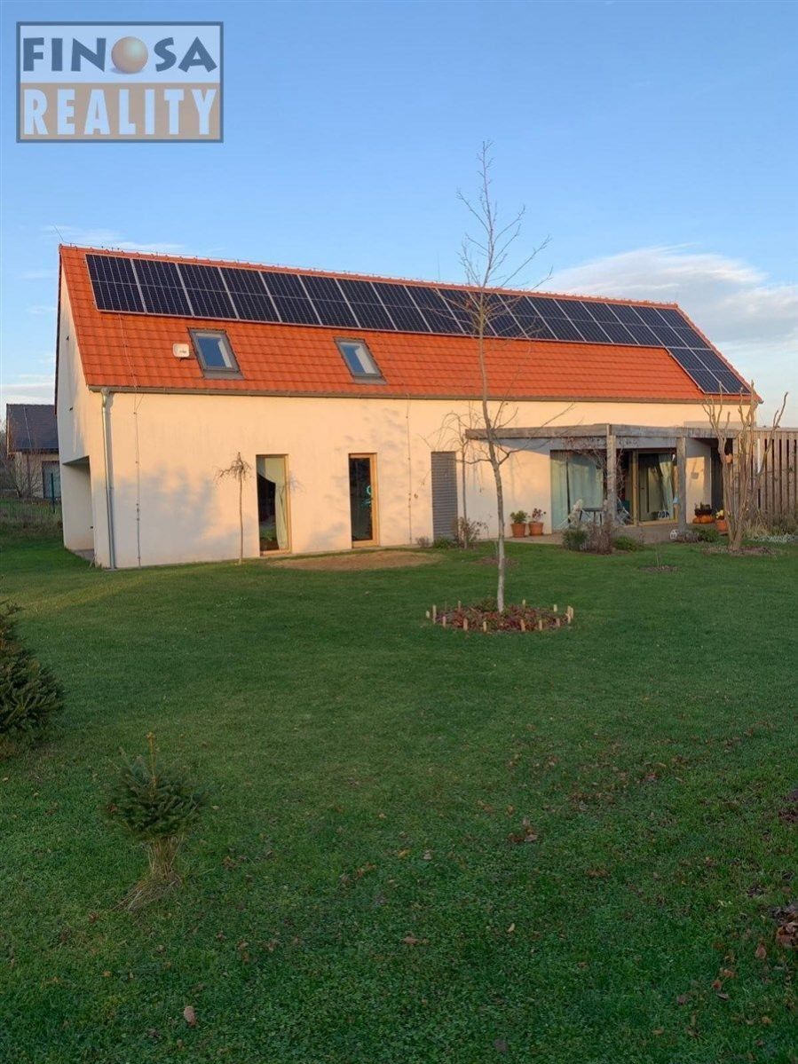 Pronájem rodinný dům - Zichovec, 165 m² - 5