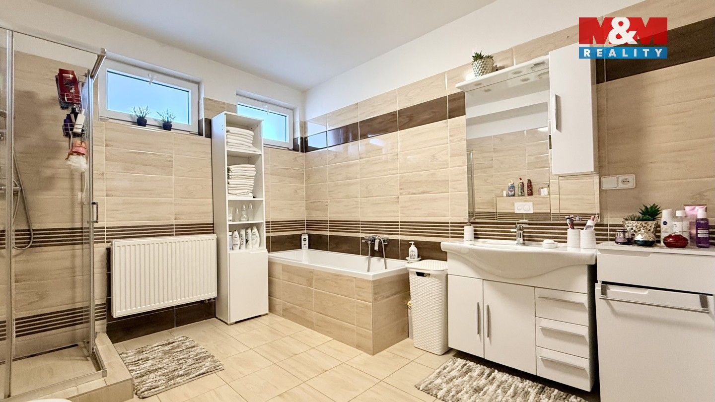 Prodej rodinný dům - Zvolence, Dolní Bojanovice, 380 m² - 5