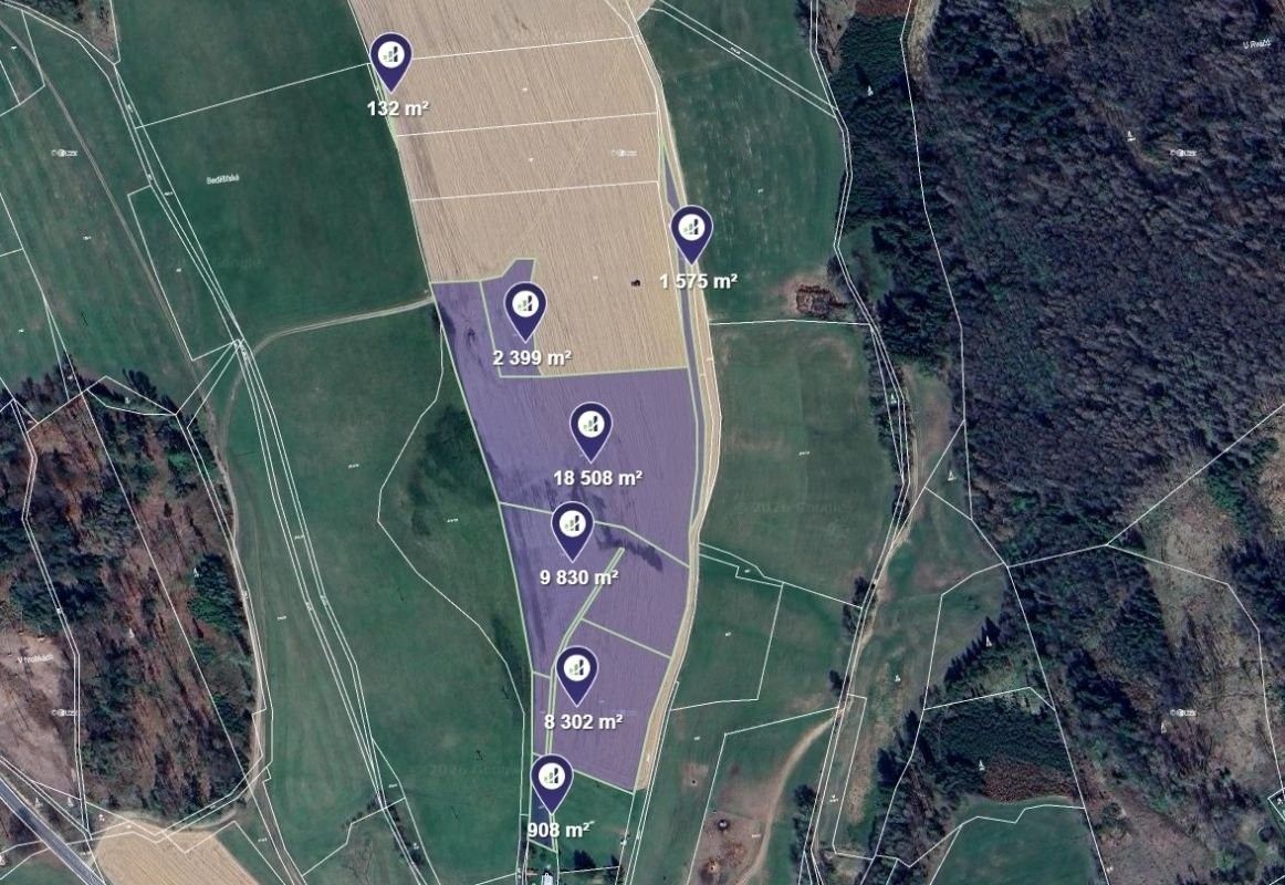 Zemědělský pozemek, 37 292 m²