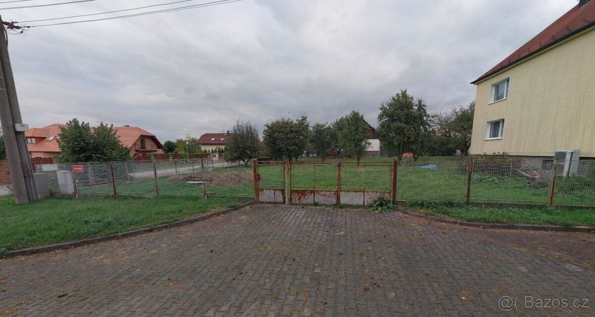 Zahrady, Plzeň, 326 00, 798 m²