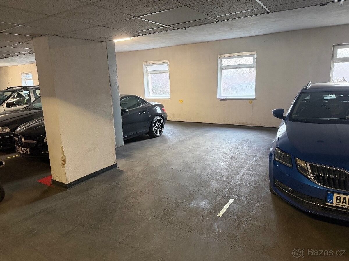 Pronájem garáž - Praha, 197 00