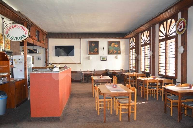 Pronájem restaurace - Matice školské, České Budějovice, 300 m²