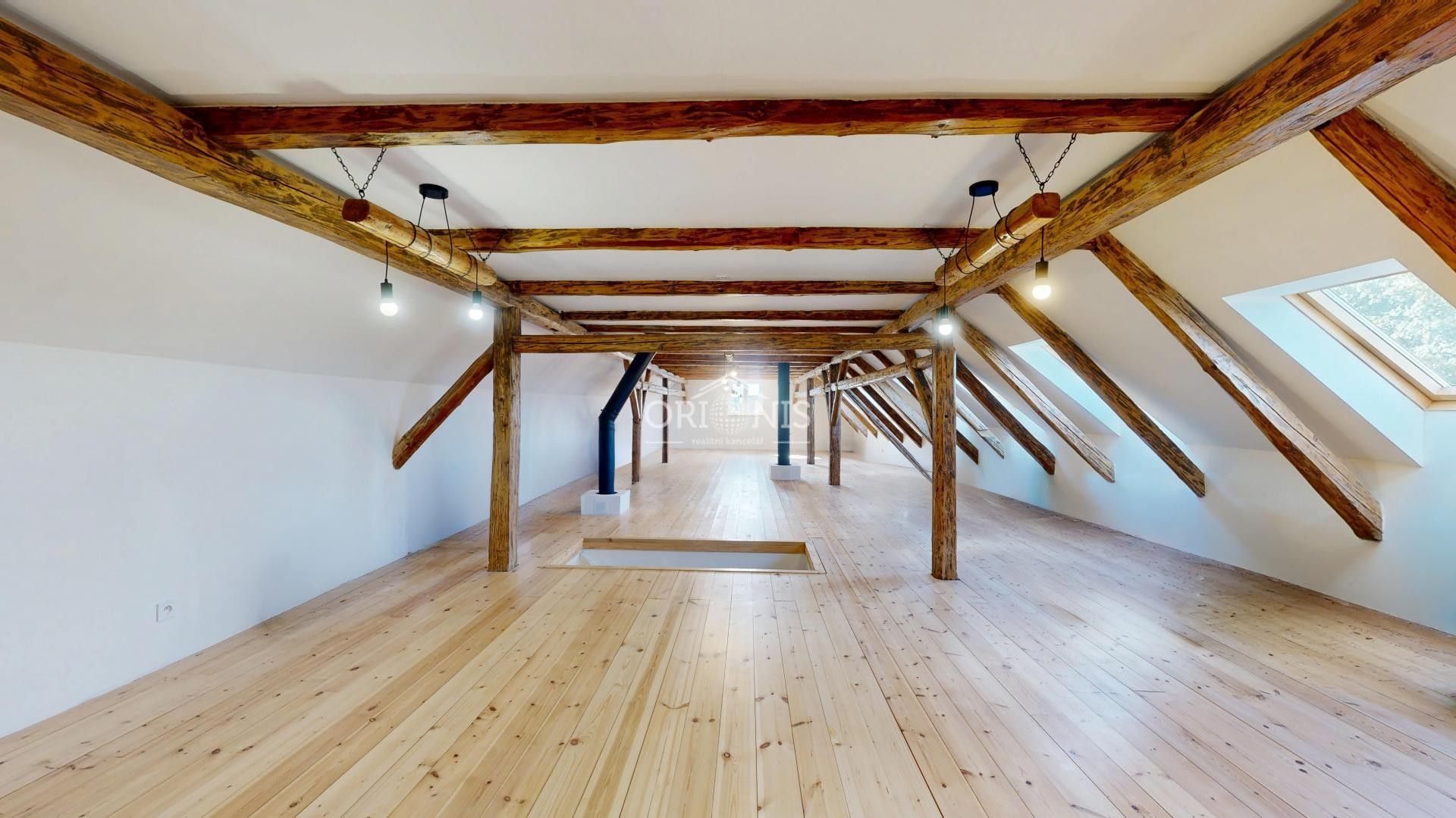 Rodinný dům · 500 m² · Křimov - 4