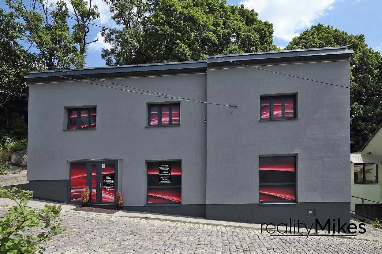 Obchodní prostory · 351 m² · Liberec - Liberec VI-Rochlice, Liberecký kraj - 1