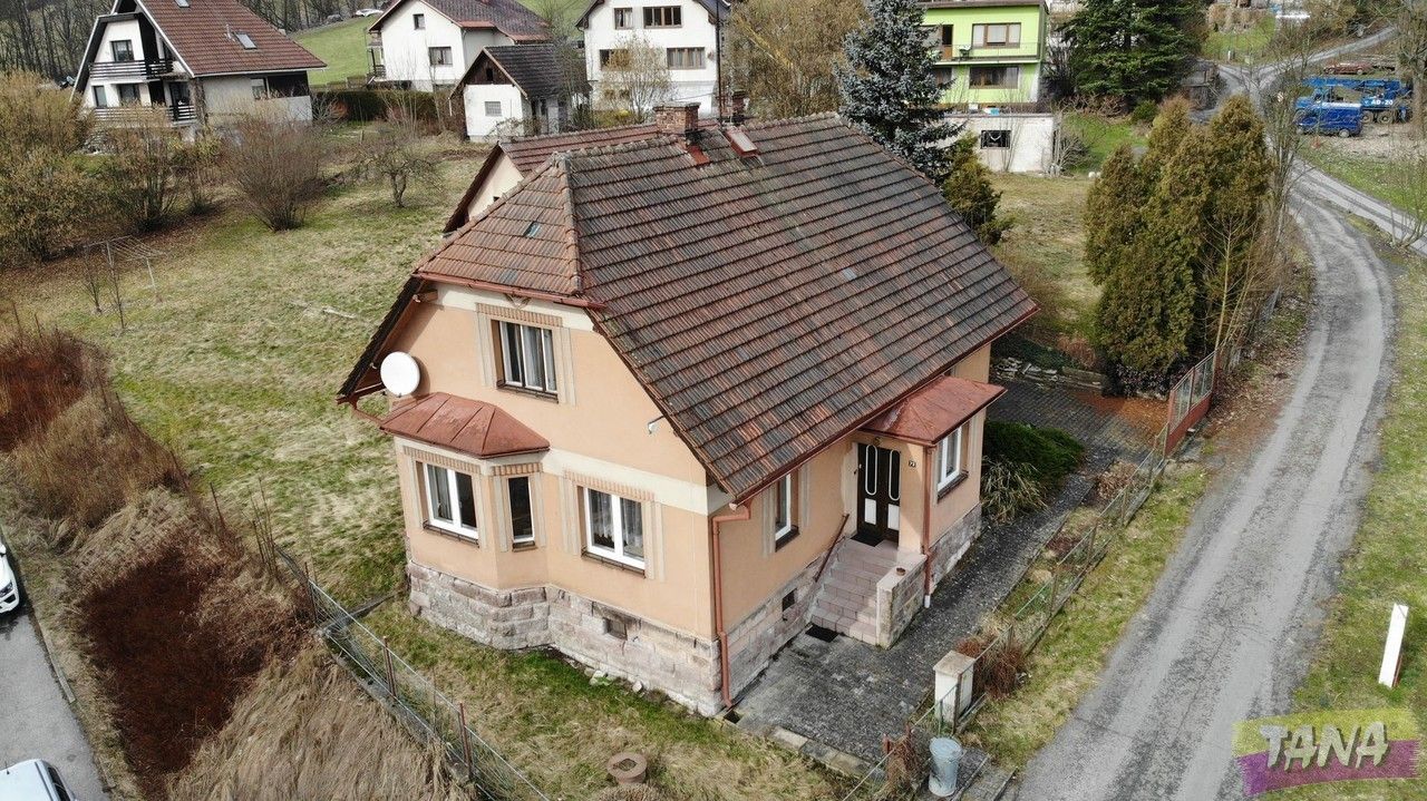 Prodej rodinný dům - Košťálov, 190 m²