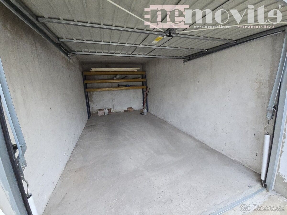 Garáže, Praha, 147 00