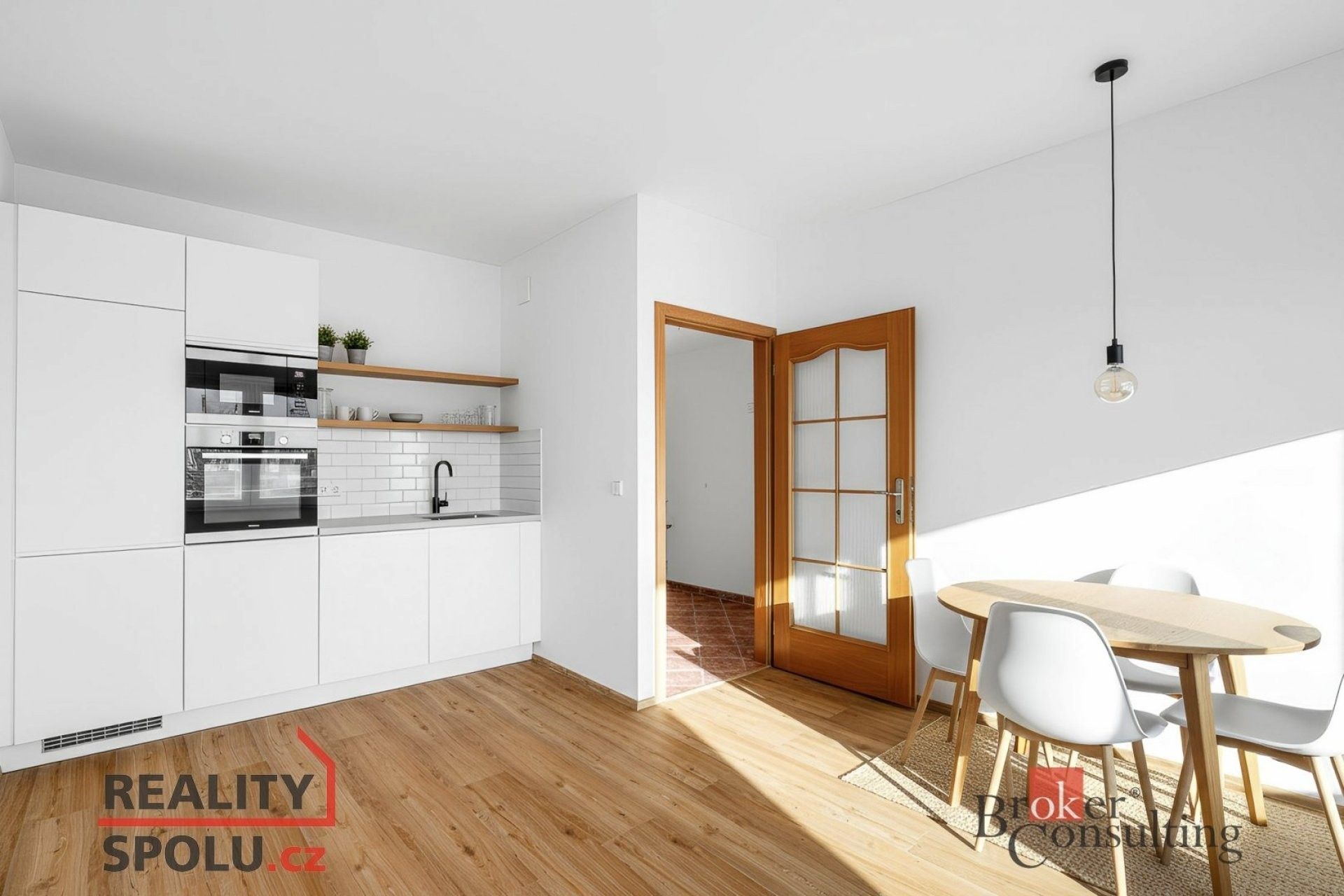 Prodej byt 2+kk - Rostovská, Praha, 47 m²
